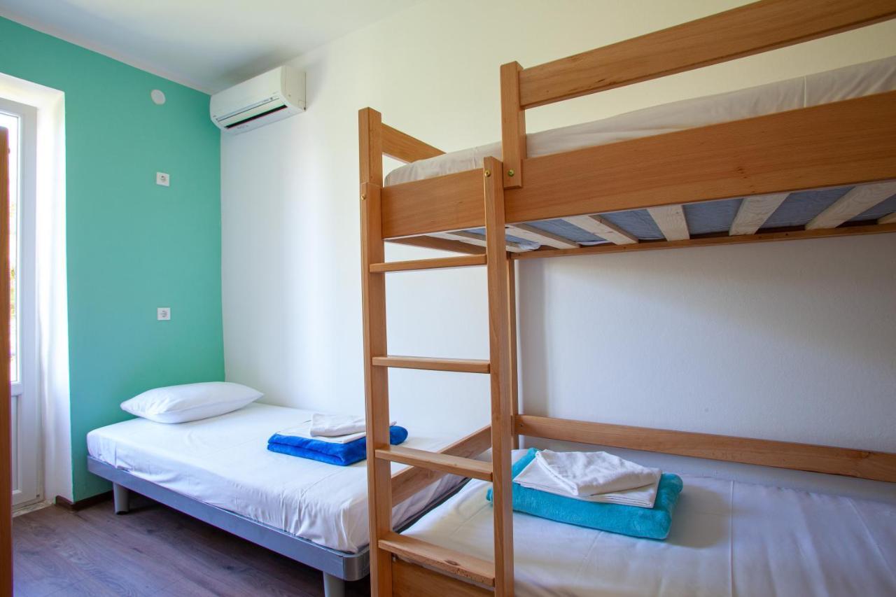 Hostel Trobenta In Oblak ポルトローシュ エクステリア 写真
