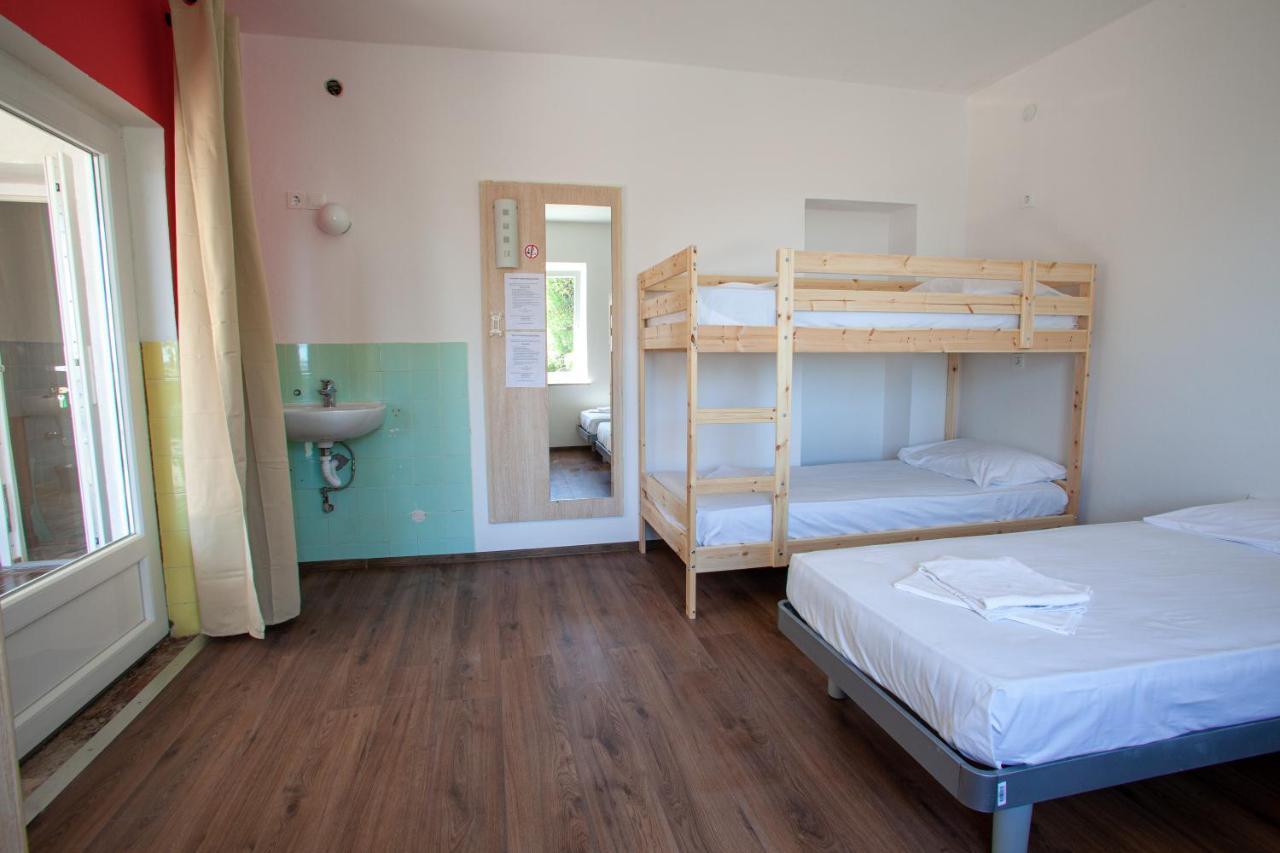 Hostel Trobenta In Oblak ポルトローシュ エクステリア 写真